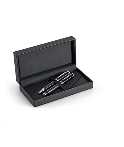 CHESS. Set con penna roller e penna a sfera in metallo e fibra di carbonio
