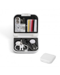 BILBO. Set per il cucito da viaggio BILBO. Set per il cucito da viaggio